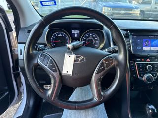 2014 Hyundai Elantra GT Base w/Blue - Interior Steering Wheel With Keys Image